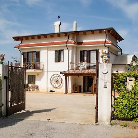 L'Arcadia Bed & Breakfast Giffoni Sei Casali Dış mekan fotoğraf